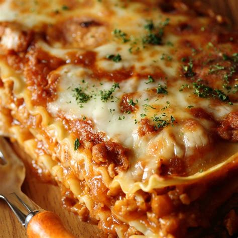 Original italienische Lasagne schichten – so einfach gehts!